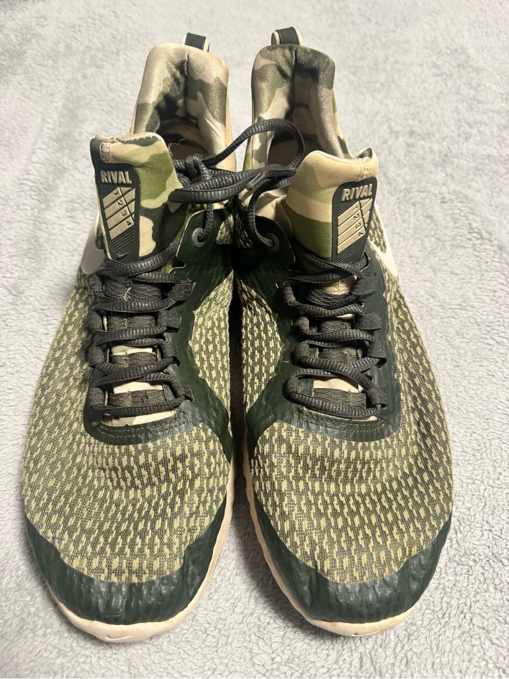 Nike Men's Green Camo Knit Rival Training Shoes